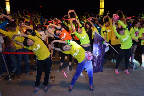 融创业主赛前热身